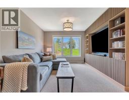 82 MAPLECREST Drive - 12