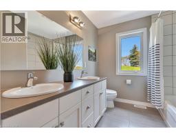 82 MAPLECREST Drive - 18