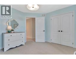 82 MAPLECREST Drive - 20