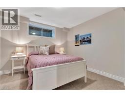82 MAPLECREST Drive - 25