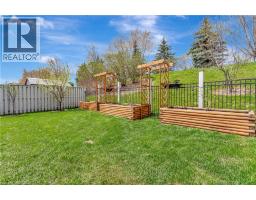 82 MAPLECREST Drive - 29