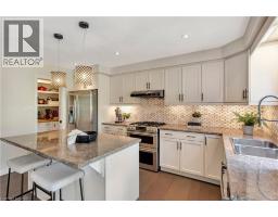 82 MAPLECREST Drive - 9