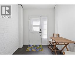 252 KING Street W - 6