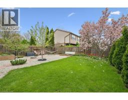 395 MAIDSTONE Crescent - 2