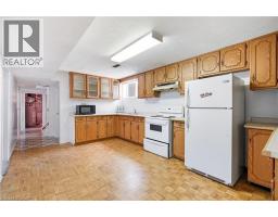 211 BALLANTYNE Avenue - 22