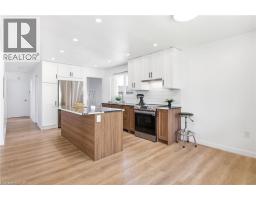 211 BALLANTYNE Avenue - 9