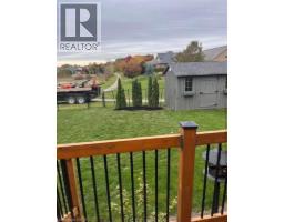 71 NEWPORT Lane - 24