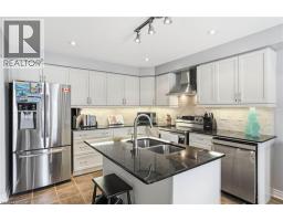 27 BARRETT Avenue - 8