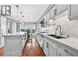 89 STONEGATE Drive - 12