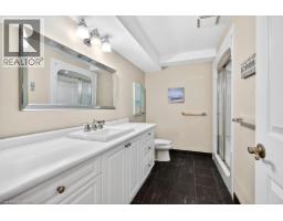 89 STONEGATE Drive - 37