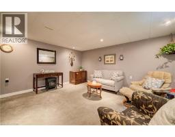 10 MEADOW WOODS Crescent - 24