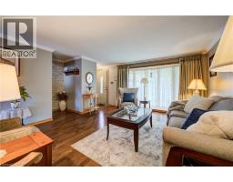 10 MEADOW WOODS Crescent - 7
