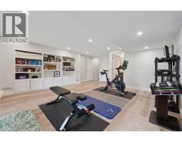 873 ROBERT FERRIE Drive - 32