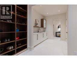2005 YORK Road - 27