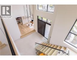 2005 YORK Road - 28
