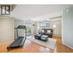 96 HAY Crescent - 24