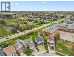 96 HAY Crescent - 36