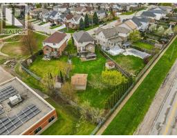 96 HAY Crescent - 37