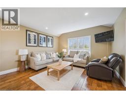 96 HAY Crescent - 6