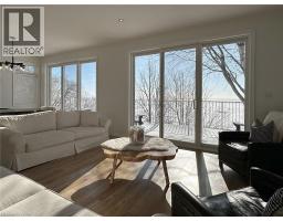 128 BROWN Street - 7