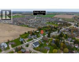 154 SNYDERS Road W - 32
