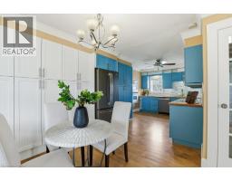 154 SNYDERS Road W - 7