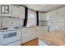 350 VICTORIA Street S - 7