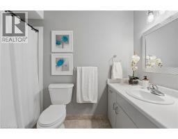 31 MAYFAIR Drive - 21