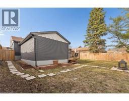 137 DONALD Street - 33