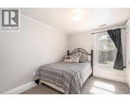 20 WARDROPE Avenue - 28