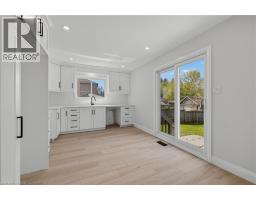 58 CATHERINE Street - 11