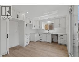 58 CATHERINE Street - 12