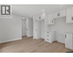 58 CATHERINE Street - 14