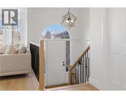 5 BRADBURY Crescent - 6