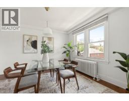 21 MOUNTWOOD Avenue UnitNo. 7 - 18