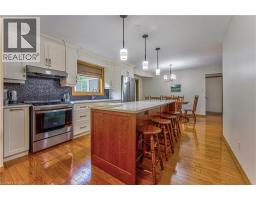 33 HUGHSON Street - 13