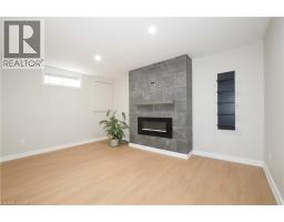 27 SCENIC WOOD Crescent - 32