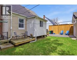 14 LORNE Crescent - 32