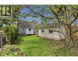 14 LORNE Crescent - 34