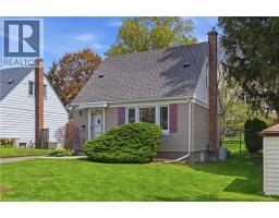 14 LORNE Crescent - 4
