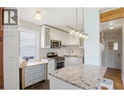 14 LORNE Crescent - 9