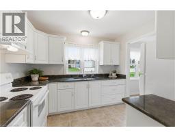 15 POND VIEW Drive - 12