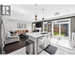82 CHAUMONT Drive - 12