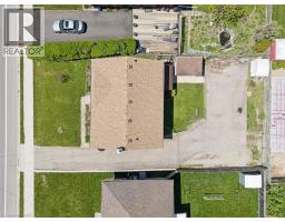 190 VANIER Drive - 39