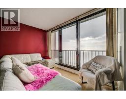33 HARBOUR Square UnitNo. 2801 - 12