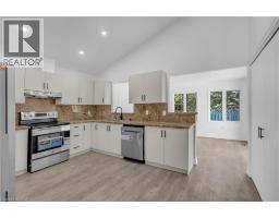 375 SILVERBIRCH Boulevard - 13
