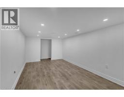 375 SILVERBIRCH Boulevard - 21