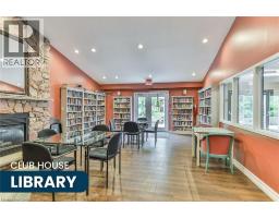 375 SILVERBIRCH Boulevard - 40