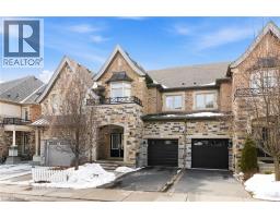 2466 VILLAGE Common - 6