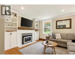 13 TWEEDSMUIR Avenue - 8